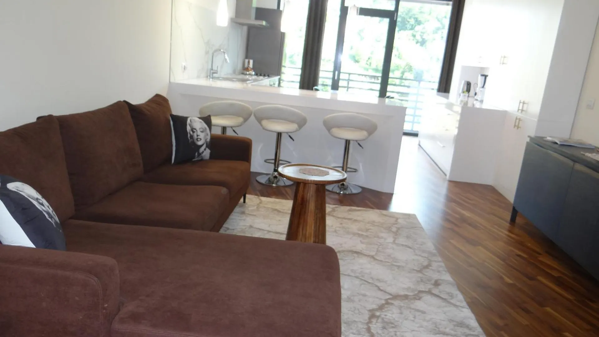 Sky Hotel Apartment Shkodër