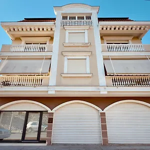 Apartment Seasons - Free Parking & Center, Shkodra